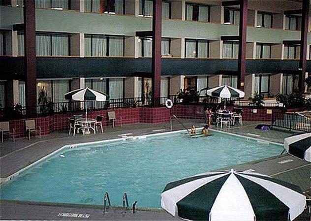 Fern Valley Hotel And Conference Center Louisville Einrichtungen foto
